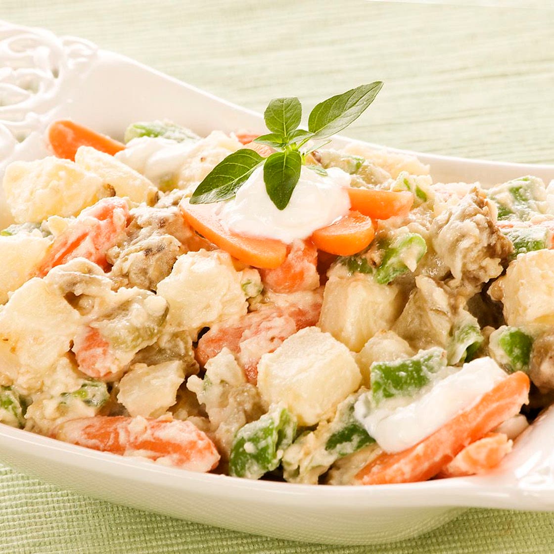 Salada de vegetais com cottage