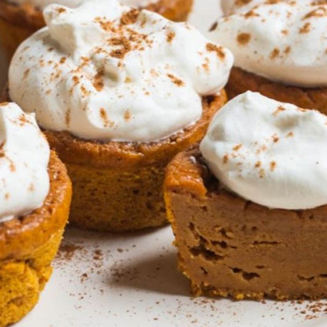 Pumpkin Pie Cupcakes – 3 Smart Points