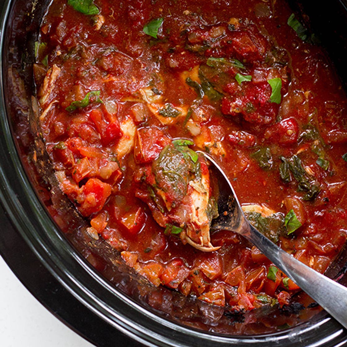 Crockpot Tuscan Chicken with Fresh Tomatoes