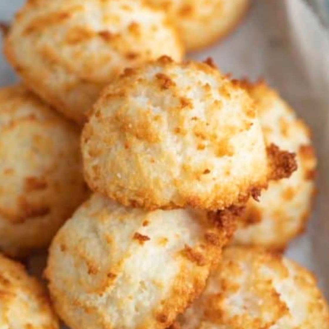 Simple Coconut Macaroons