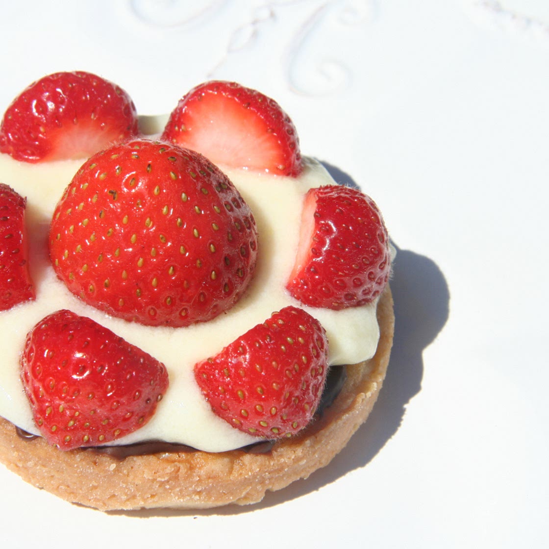 Jordbær Kage – Traditional Danish Strawberry Cake