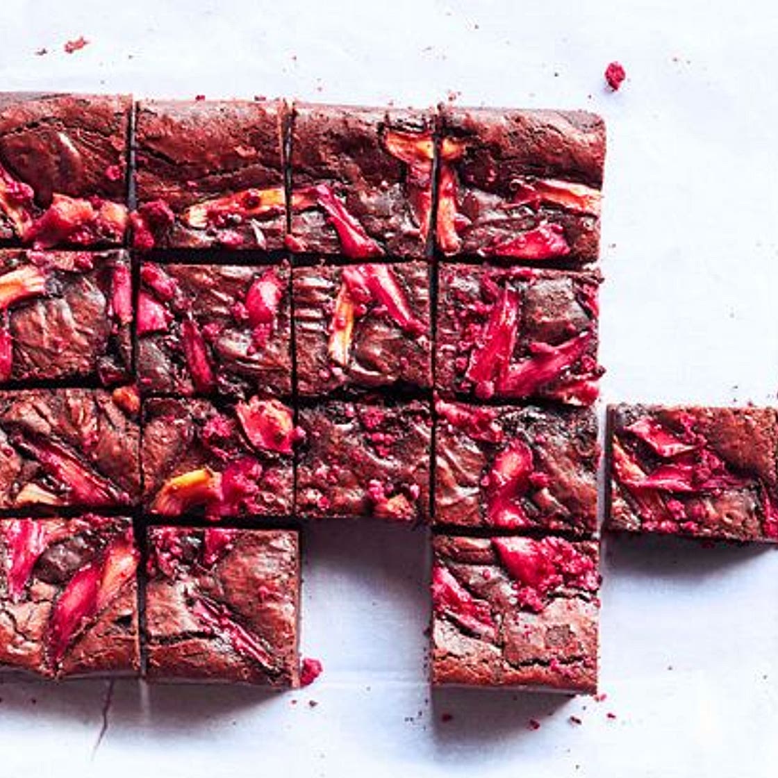 World’s pinkest Brownie mit Rhabarber-Biss
