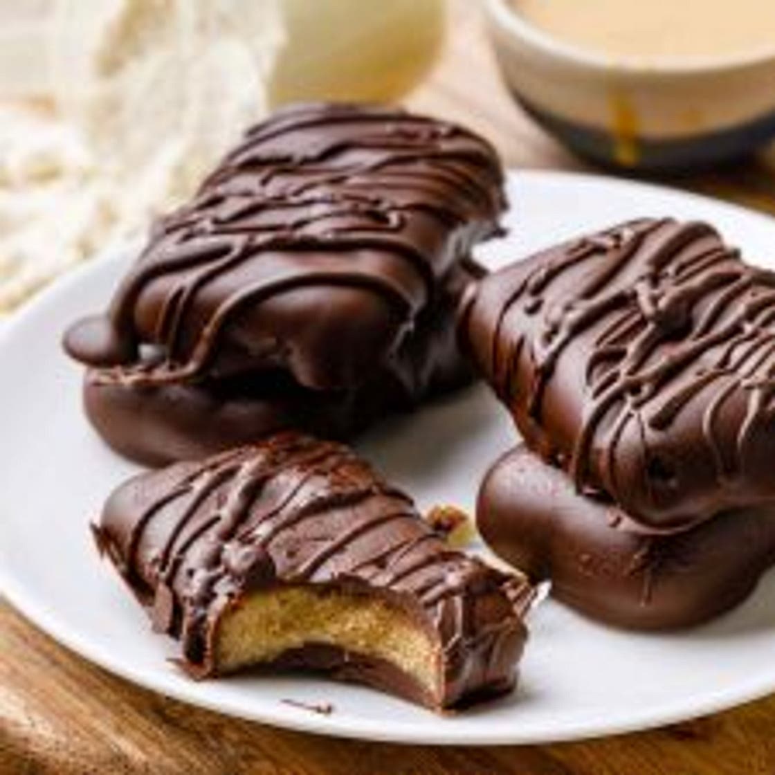 5-Ingredient Homemade Protein Bars (Easy Recipe)