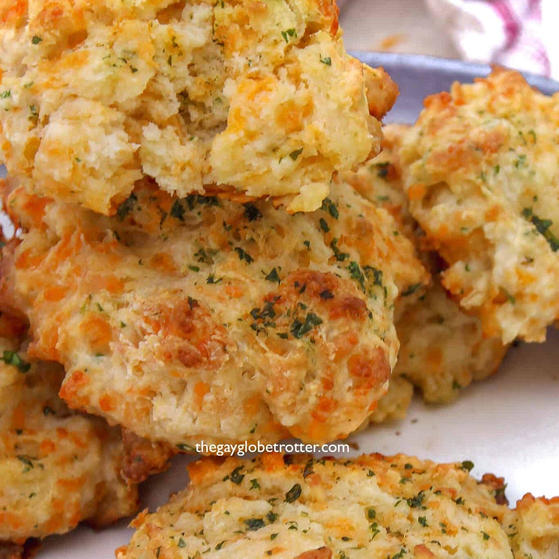 Copycat Red Lobster Cheddar Bay Biscuits