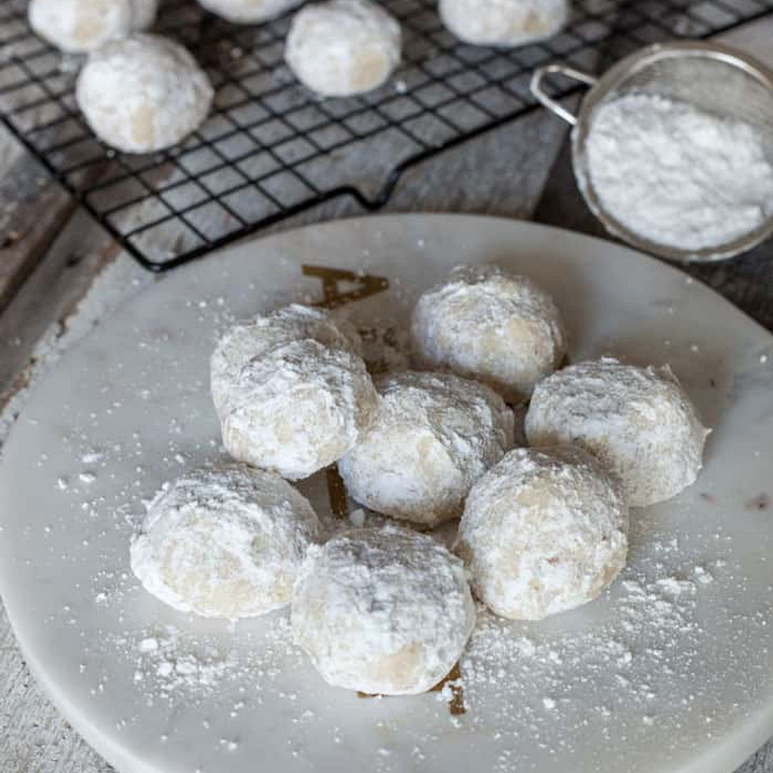 Vegan Snowball Cookies