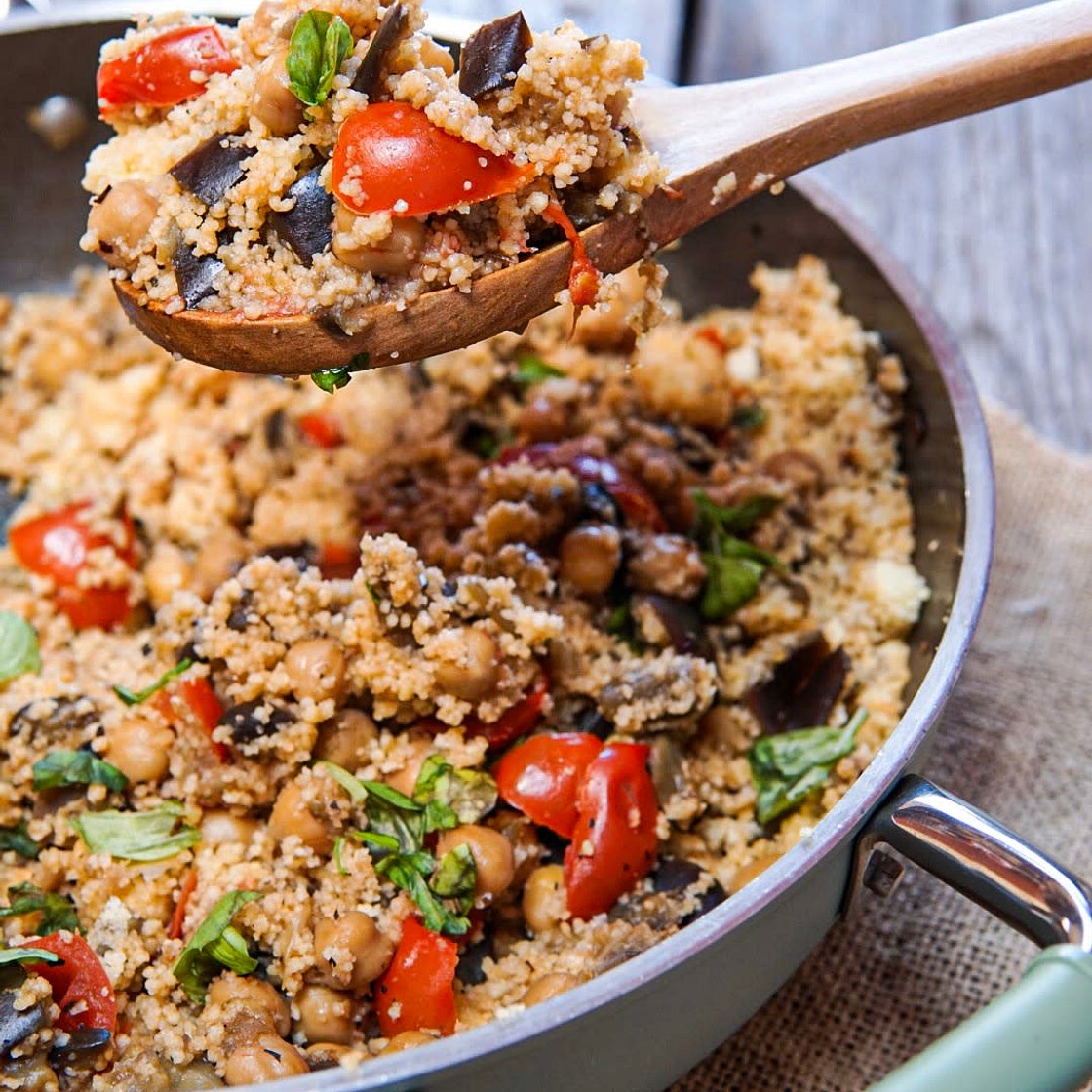 Cous Cous con ceci e melanzane
