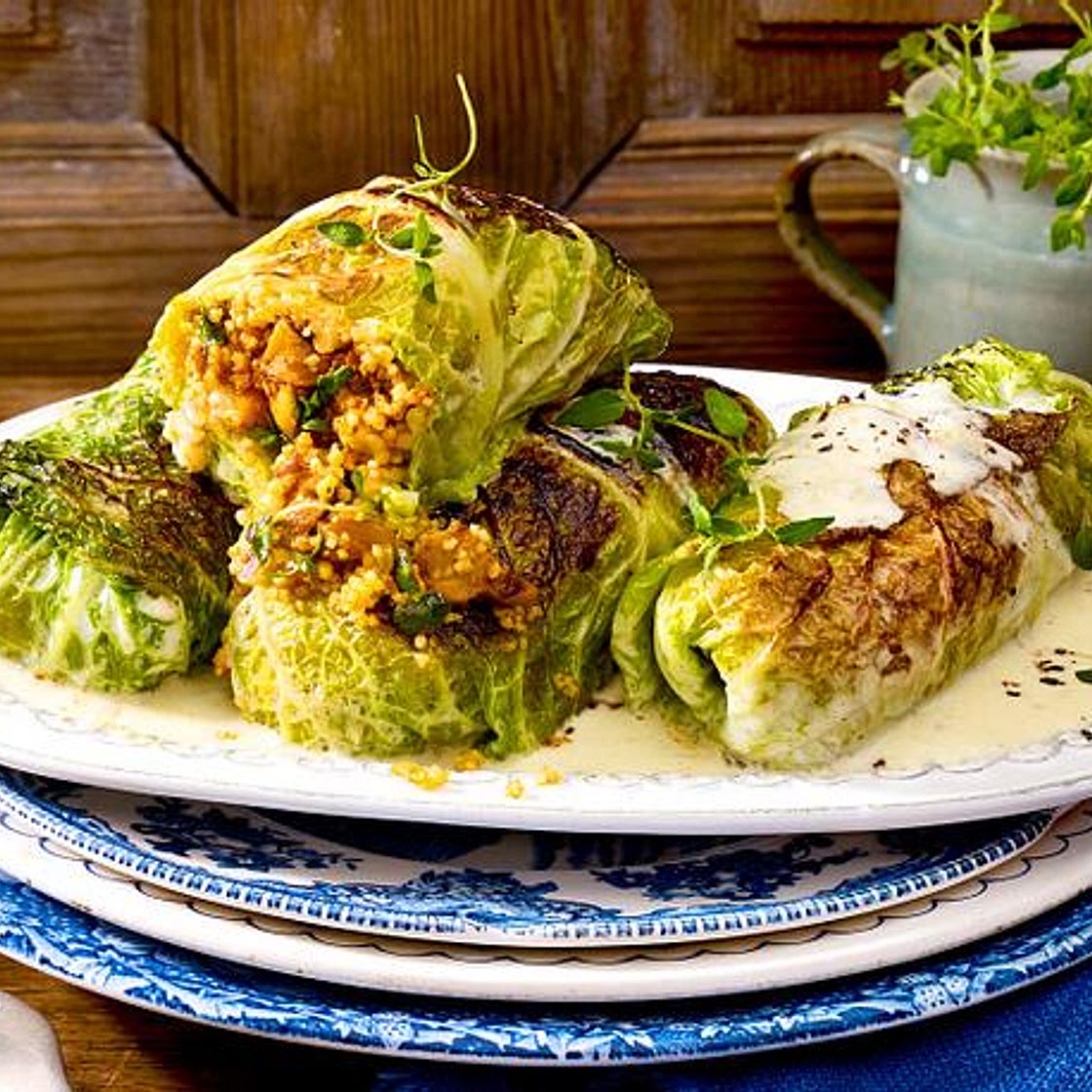 Wirsingrouladen mit Pilz-Couscous-Füllung