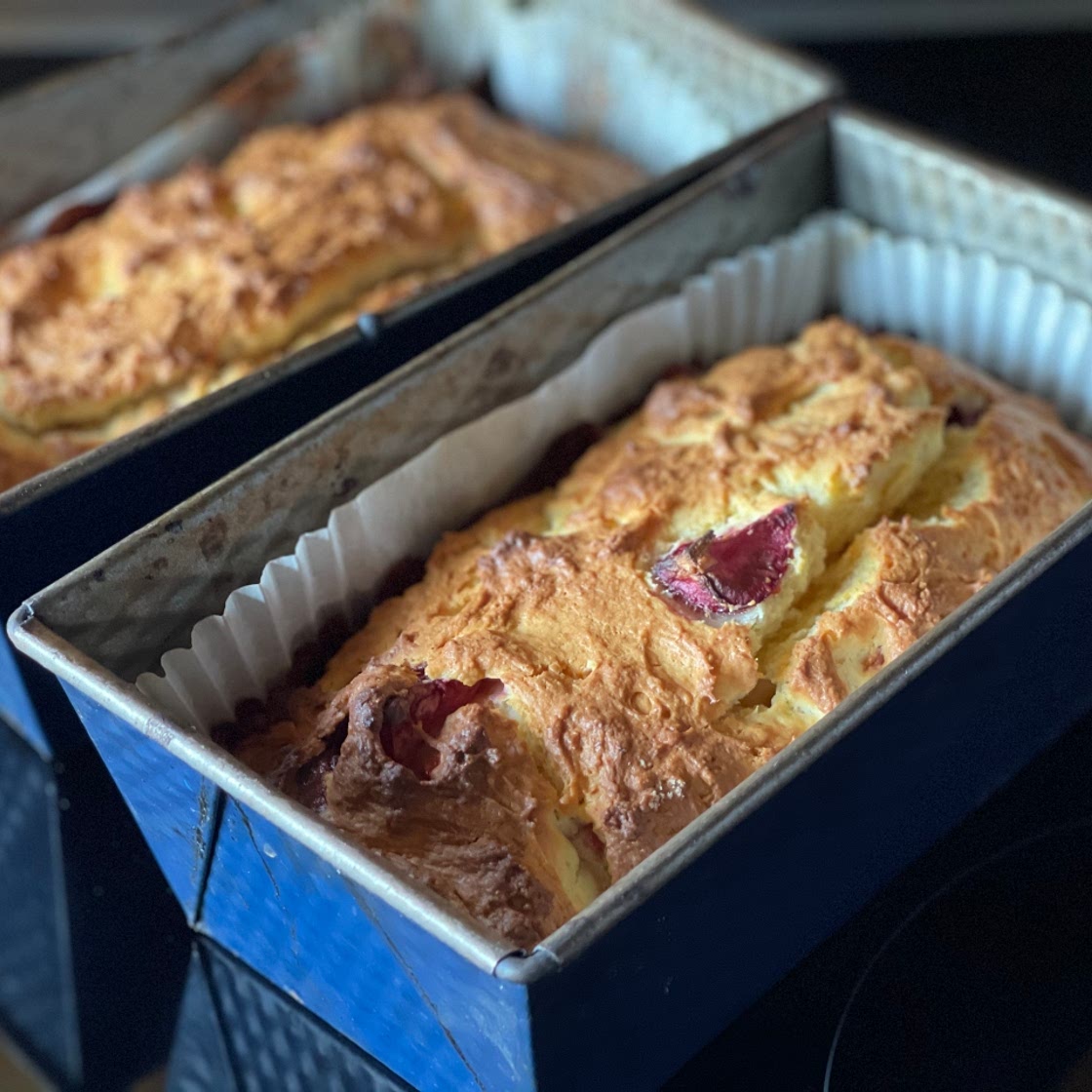 Strawberry-Ricotta Cake