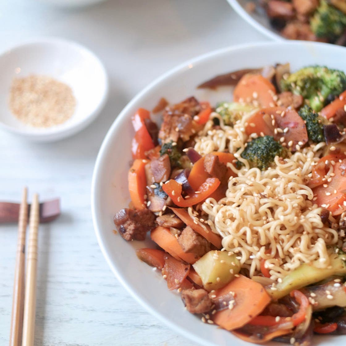 Spicy Garlic Wok Noodles with Stir-fried Veg & Tofu