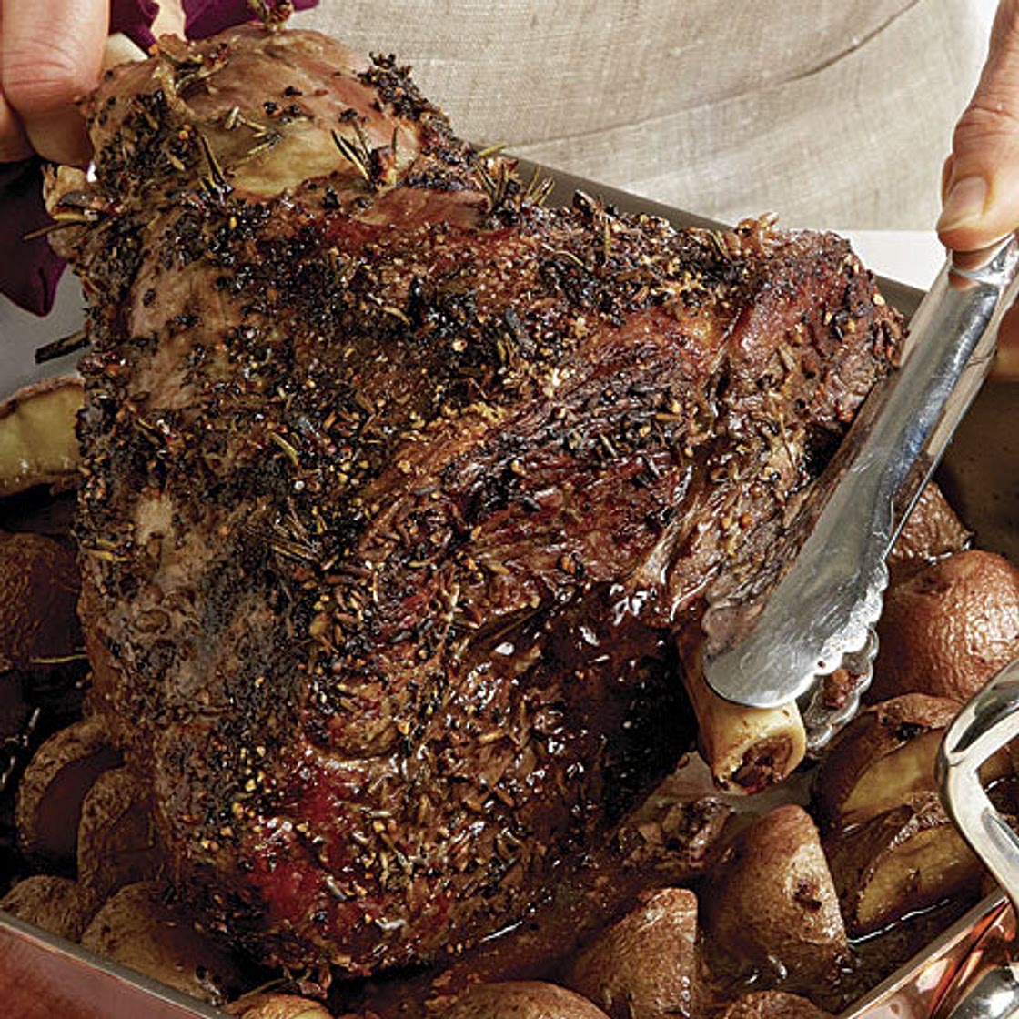 Rosemary-Garlic Roast Leg of Lamb with Red Potatoes