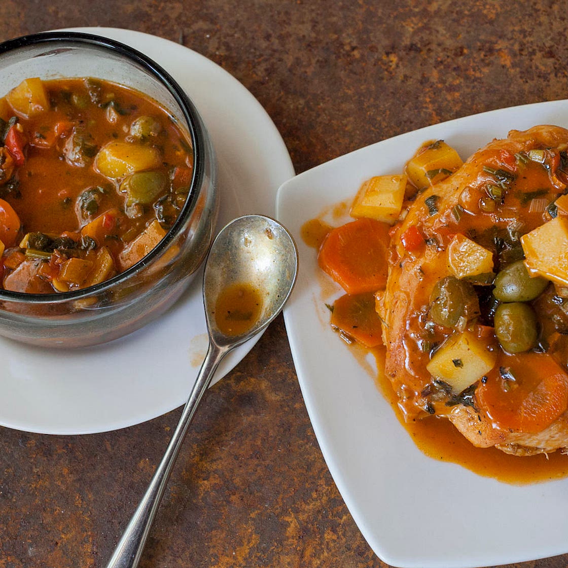 Puerto Rican Pollo Guisado (Stewed Chicken)