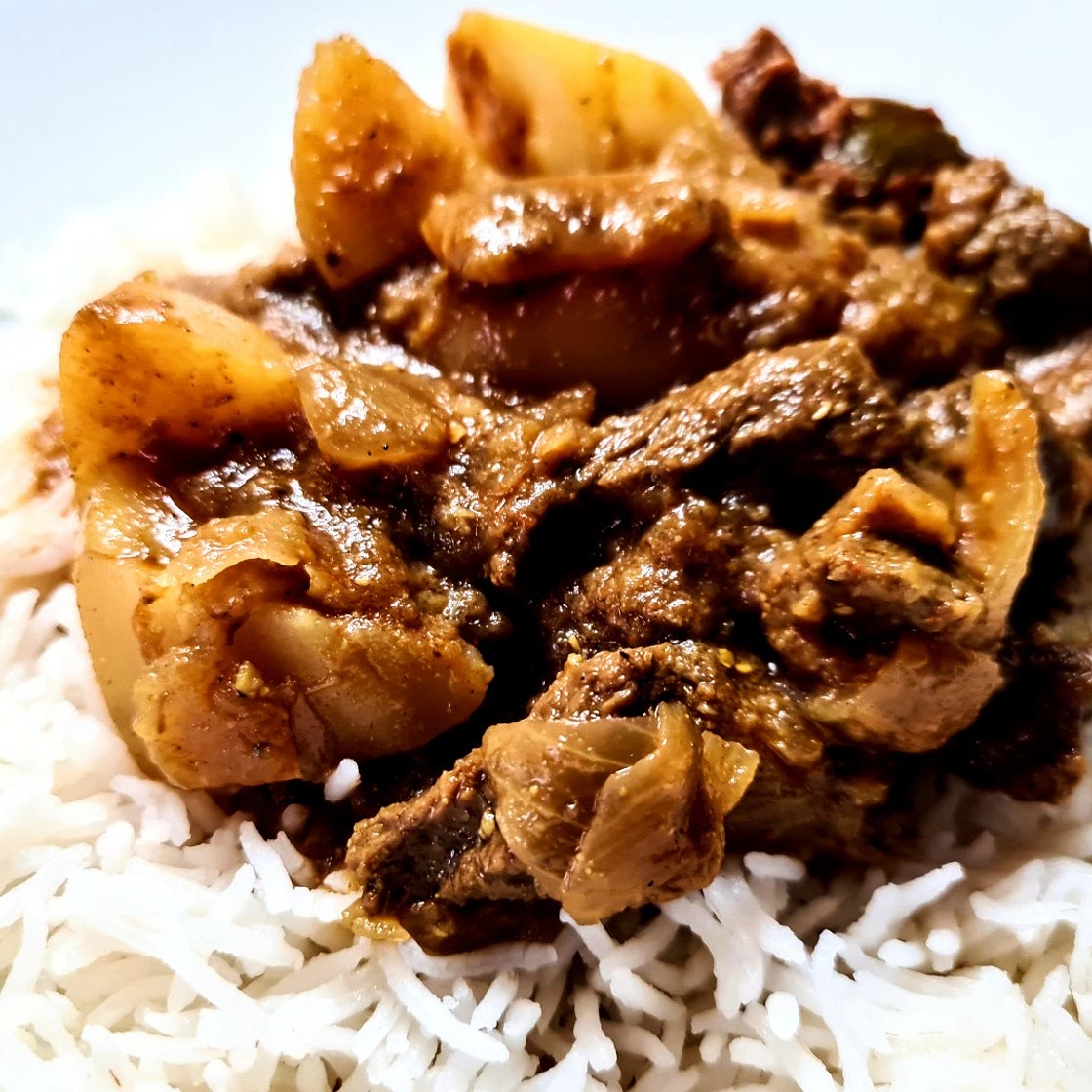 Beef Vindaloo (Anglo-Indian style)