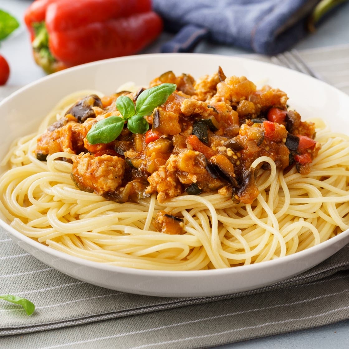 Мясной соус с баклажанами к пасте