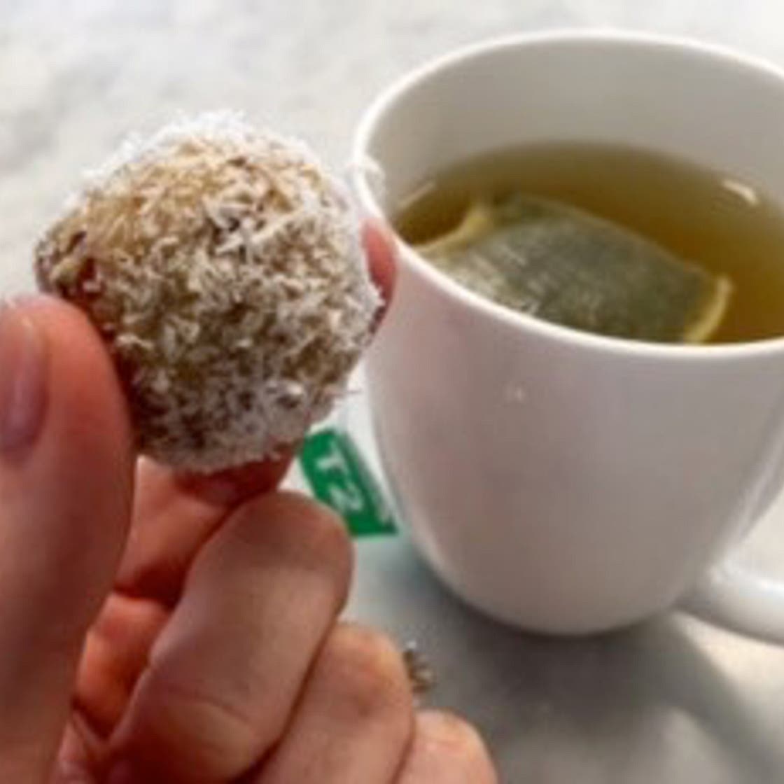 Lemon delicious cashew balls