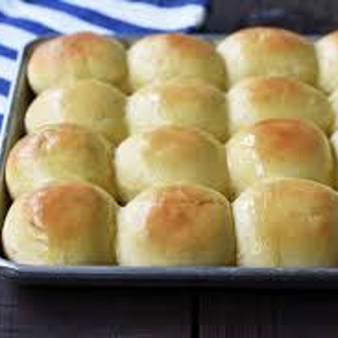 Amish Hot Rolls