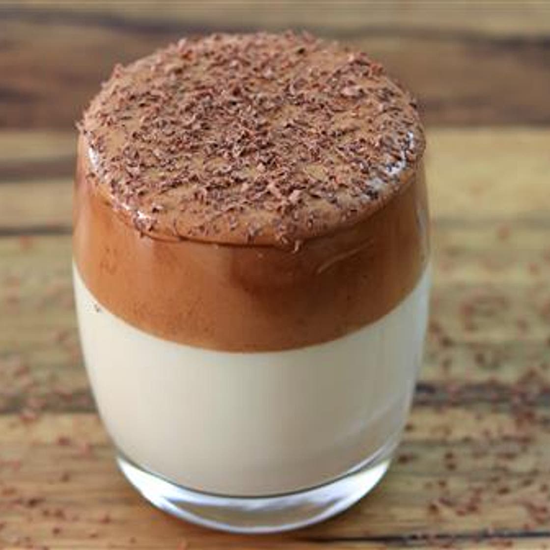 Dalgona Mocha Coffee Recipe | Whipped Mocha | How to Make Frothy Café Mocha