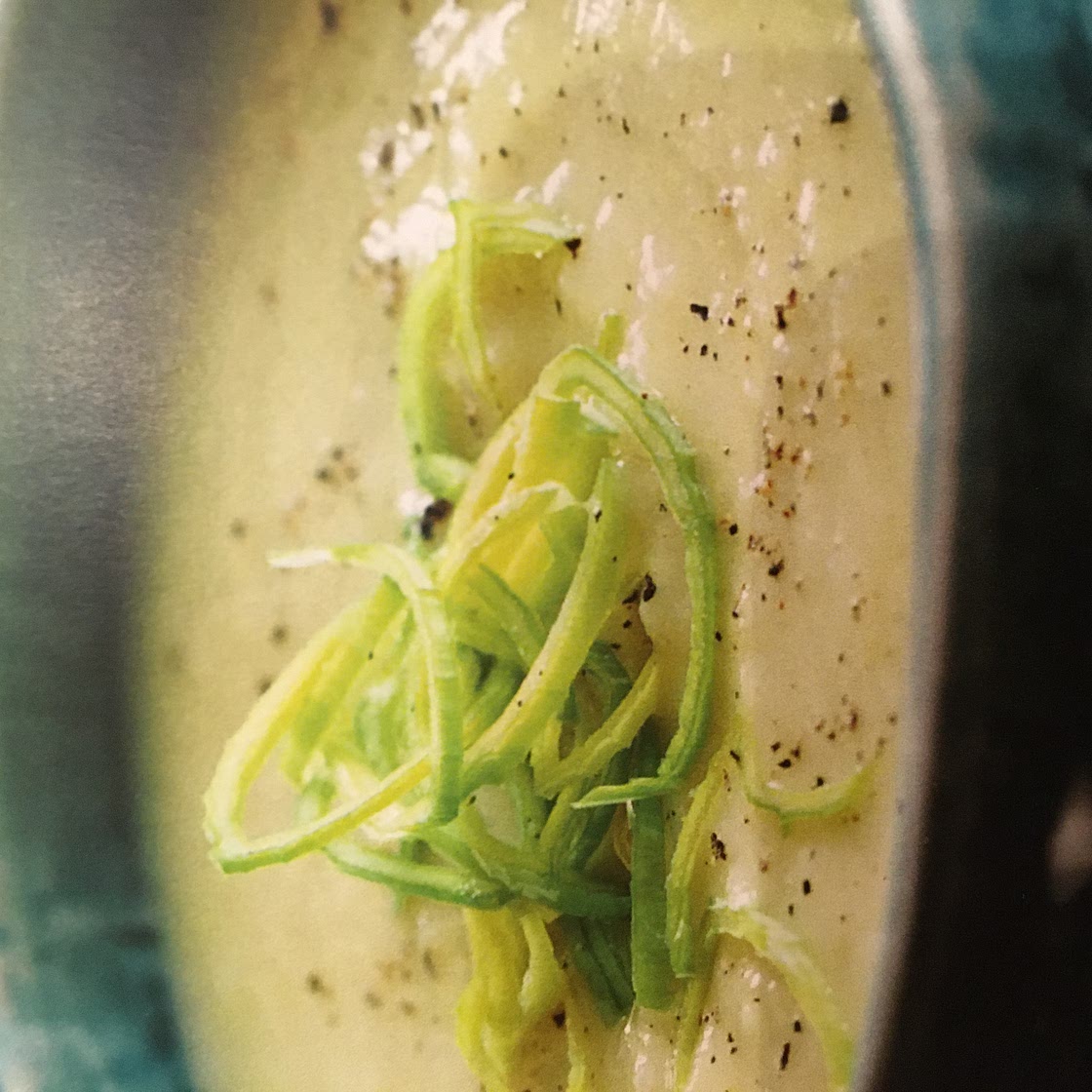 leek & potato soup 275 calories 