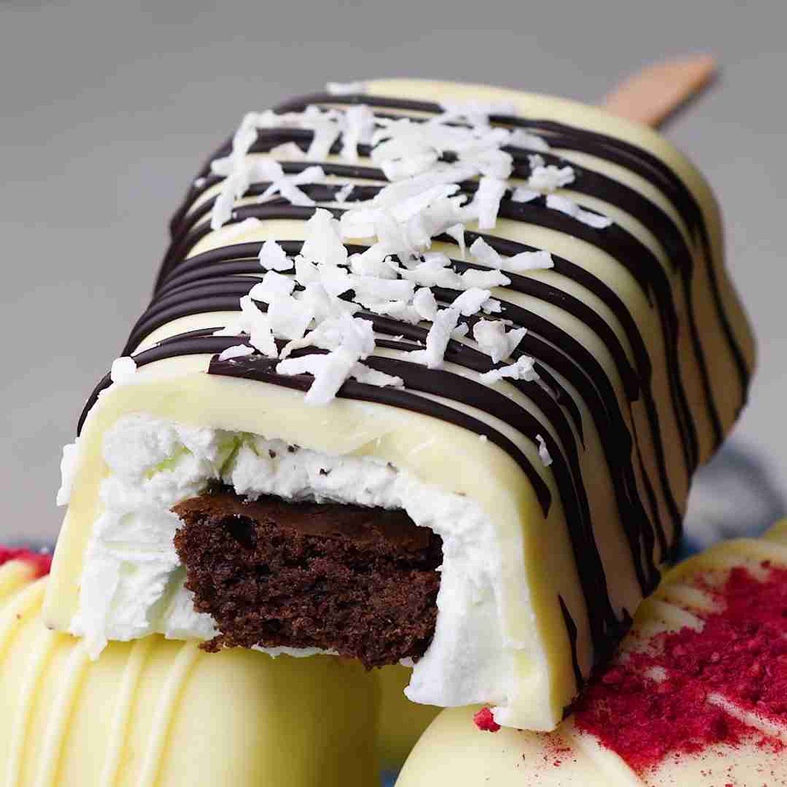 Ice Cream Oreo Brownie Pops