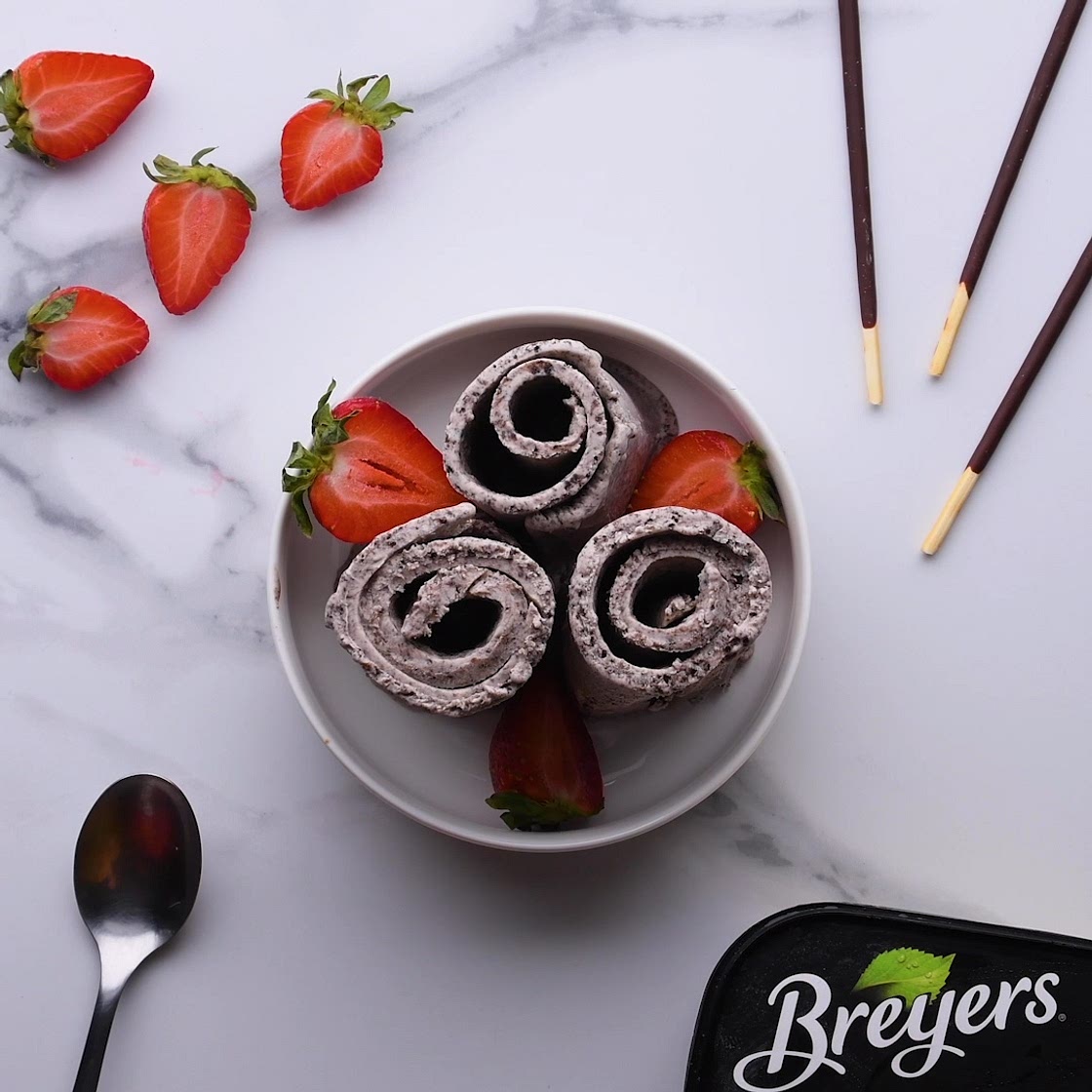 Rolled Ice Cream Dessert
