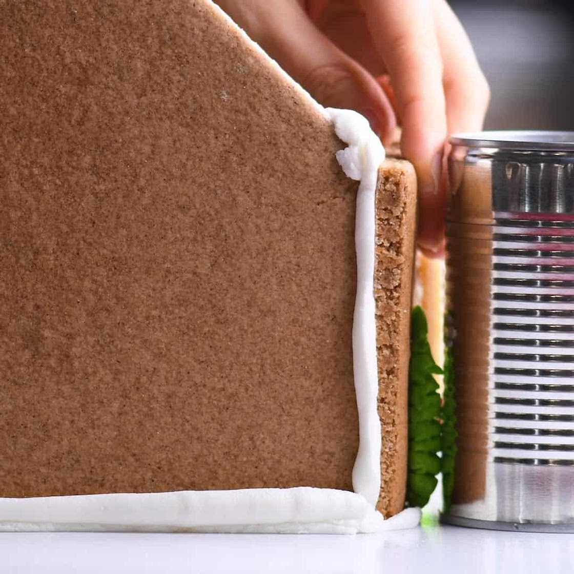 So Yummy Tips For Building The Perfect Gingerbread House