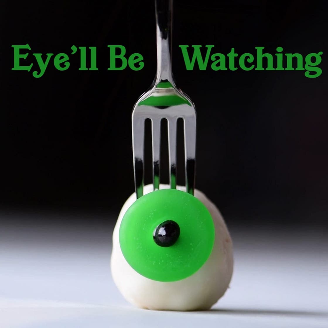Spooky Halloween Eyeball Cake Pops