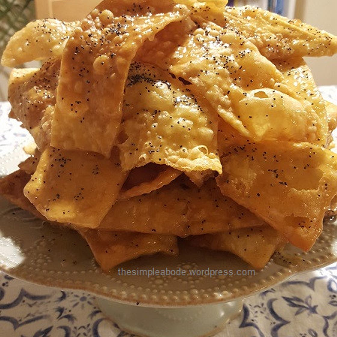 Lithuanian Anthill Cake “Skruzdėlynas”
