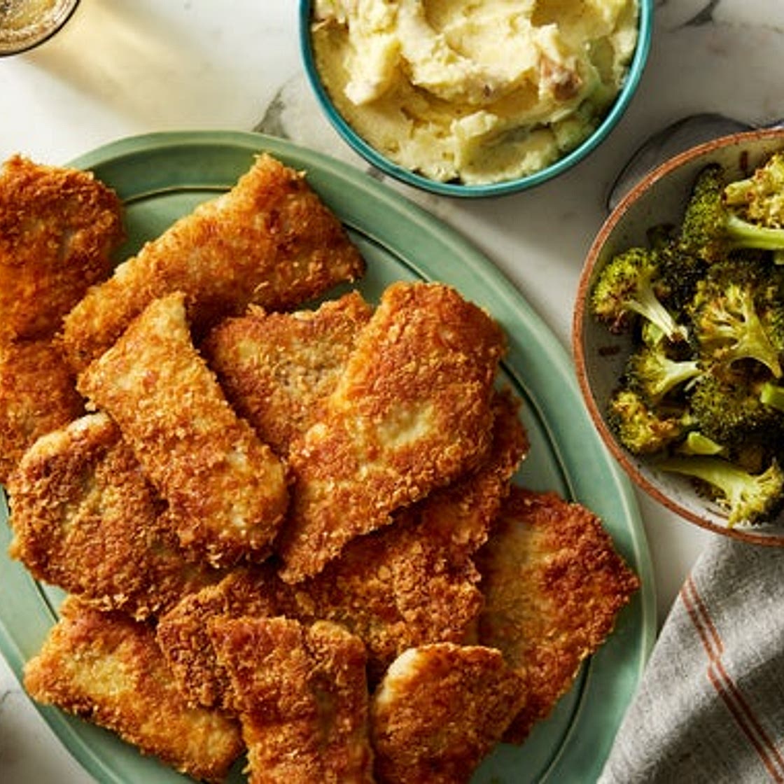 Crispy Wild Alaskan Pollock with Garlic Mashed Potatoes & Tartar Sauce
