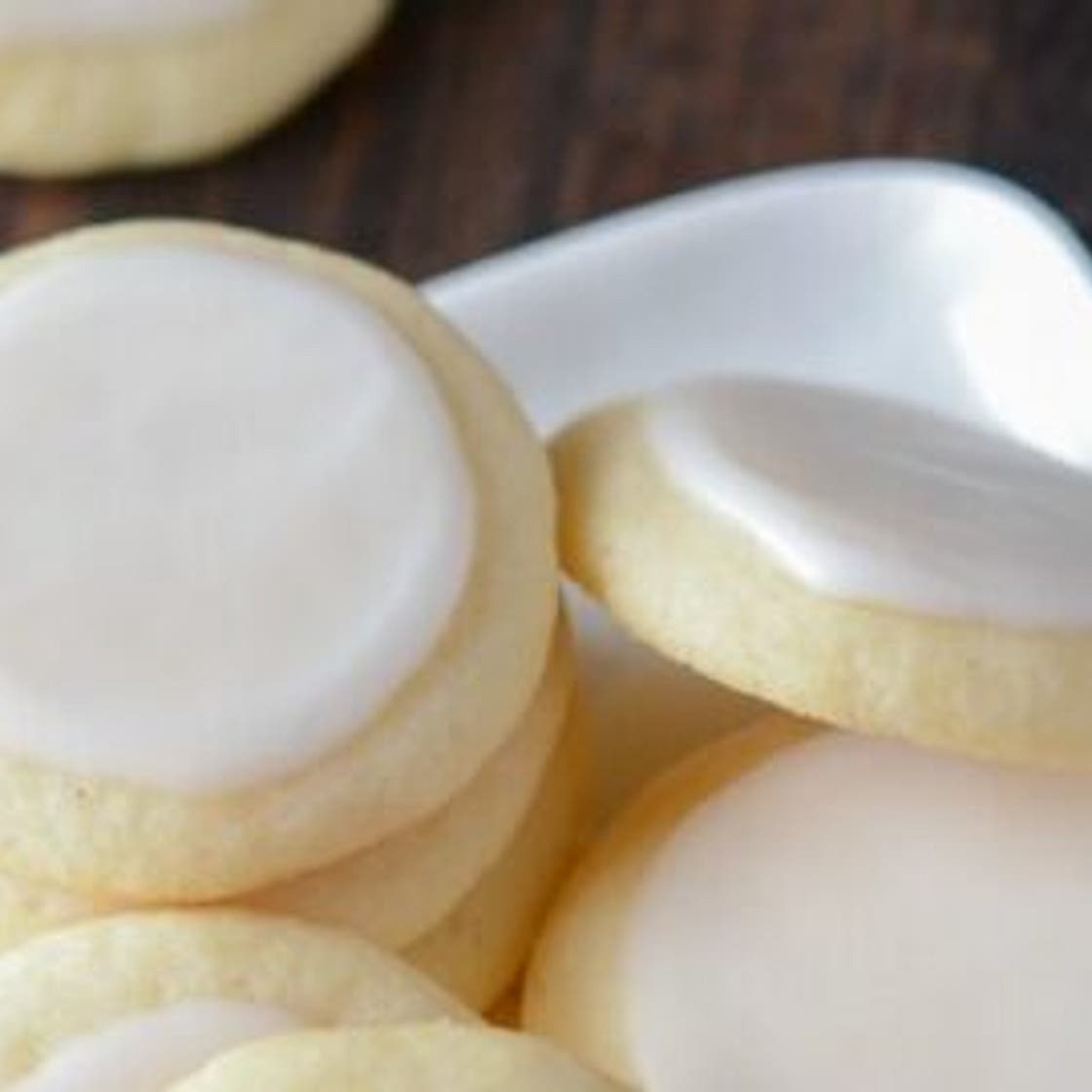 Almond Meltaway Cookies