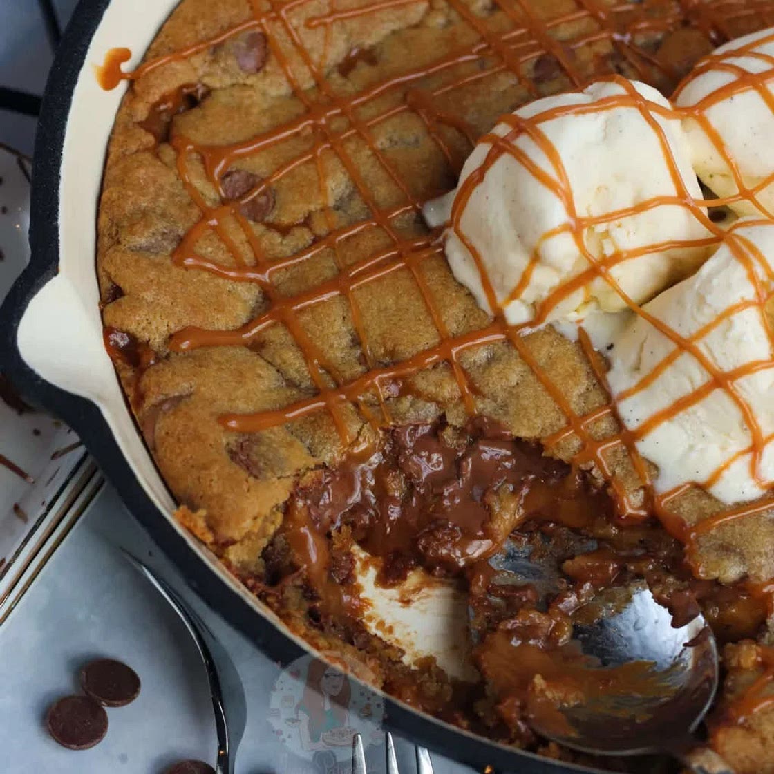 Caramel Skillet Cookie!