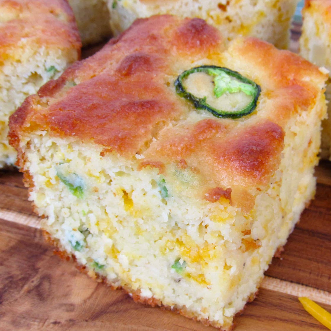Cheddar Jalapeño Keto Cornbread