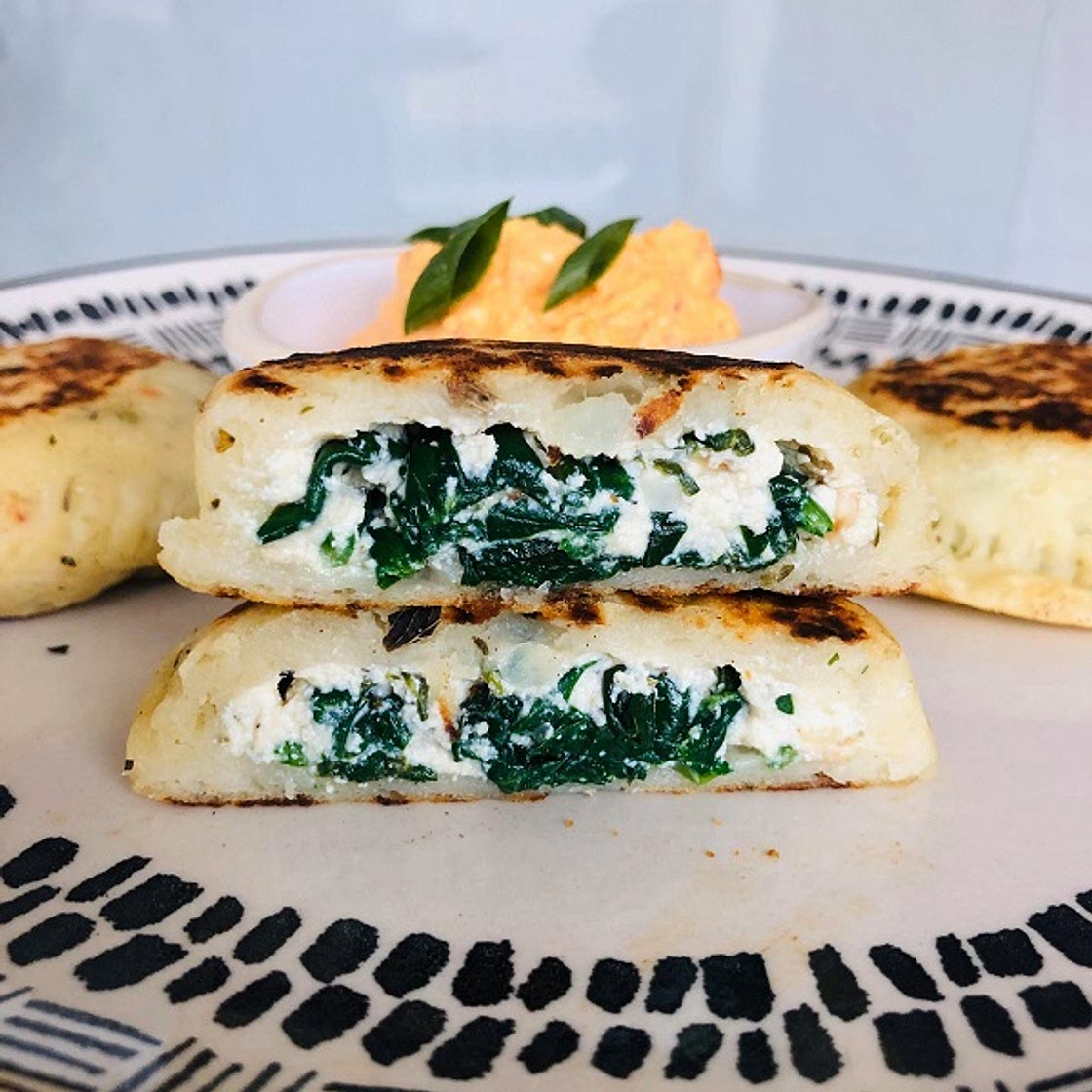 Spinach & Ricotta Stuffed Vegan Potato Cakes - VegeVega