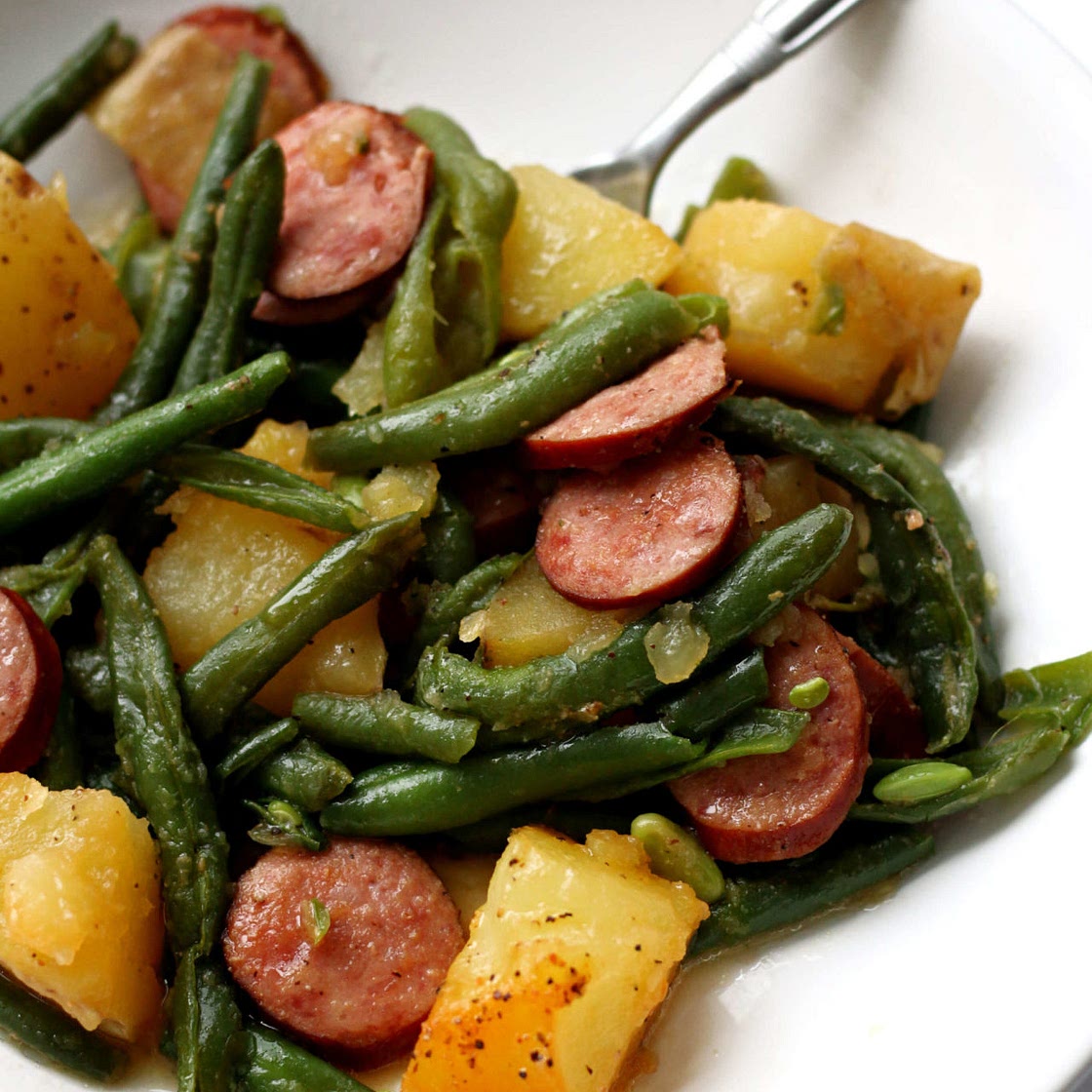 Instant Pot Sausage, Potatoes & Green Beans