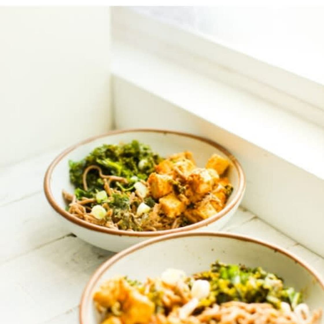 Peanut Noodles and Tempeh - HealthyHappyLife.com
