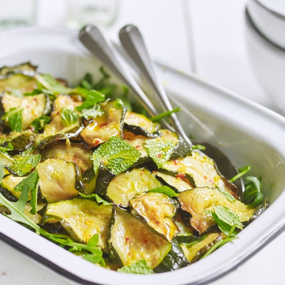 Courgette, chilli and mint salad