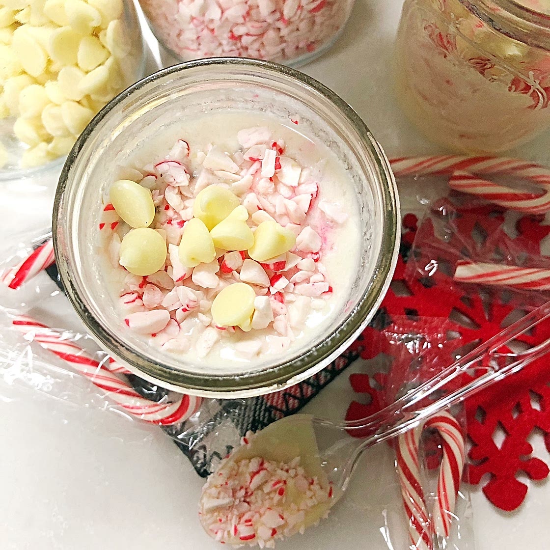 Peppermint White Chocolate Overnight Oats