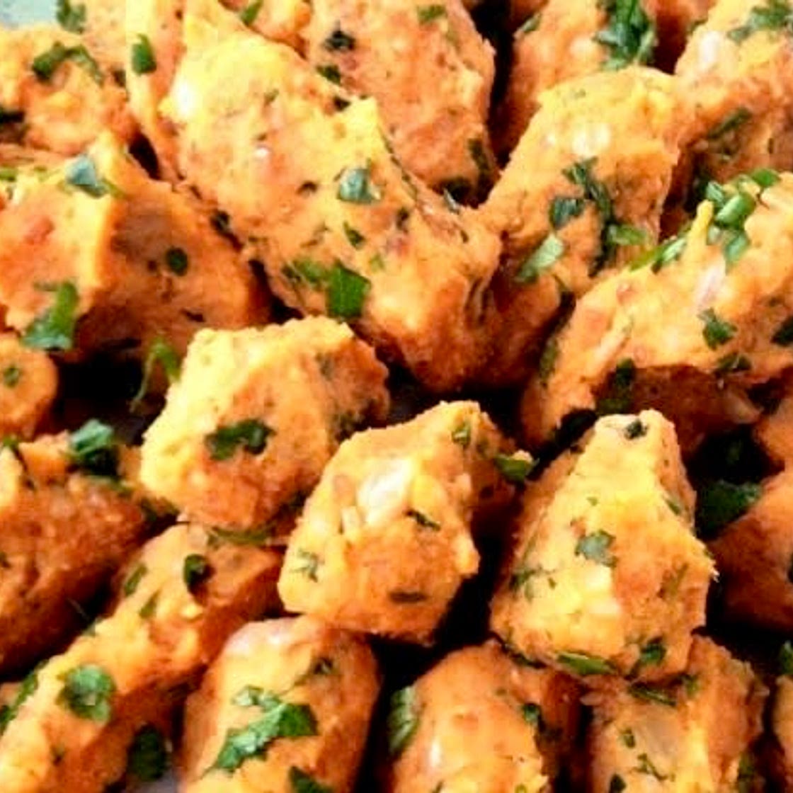 Lebanese Kibbet Adas (Lentil Kibbeh) كبة عدس