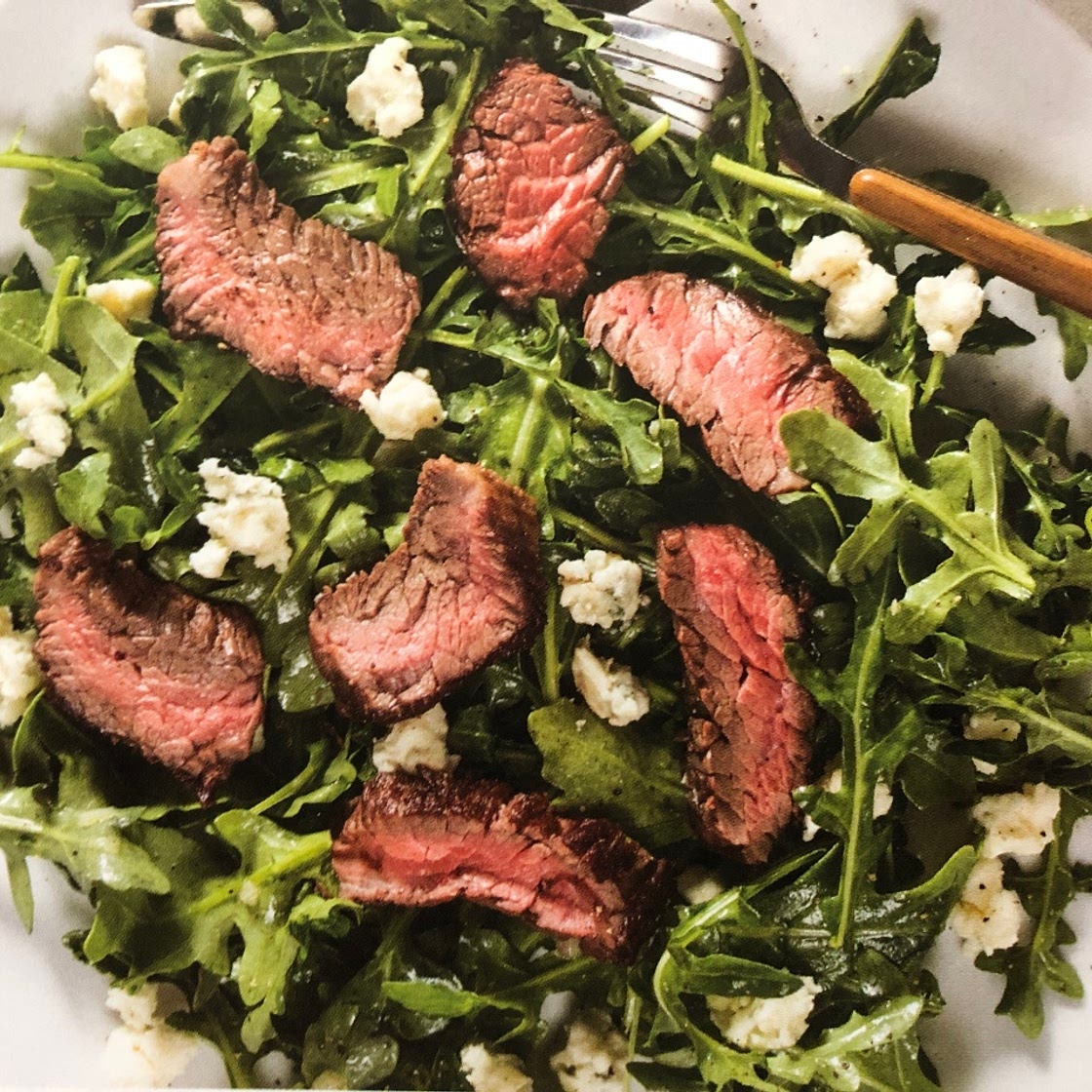 Arugula Salad with Steak Tips and Gorgonzola