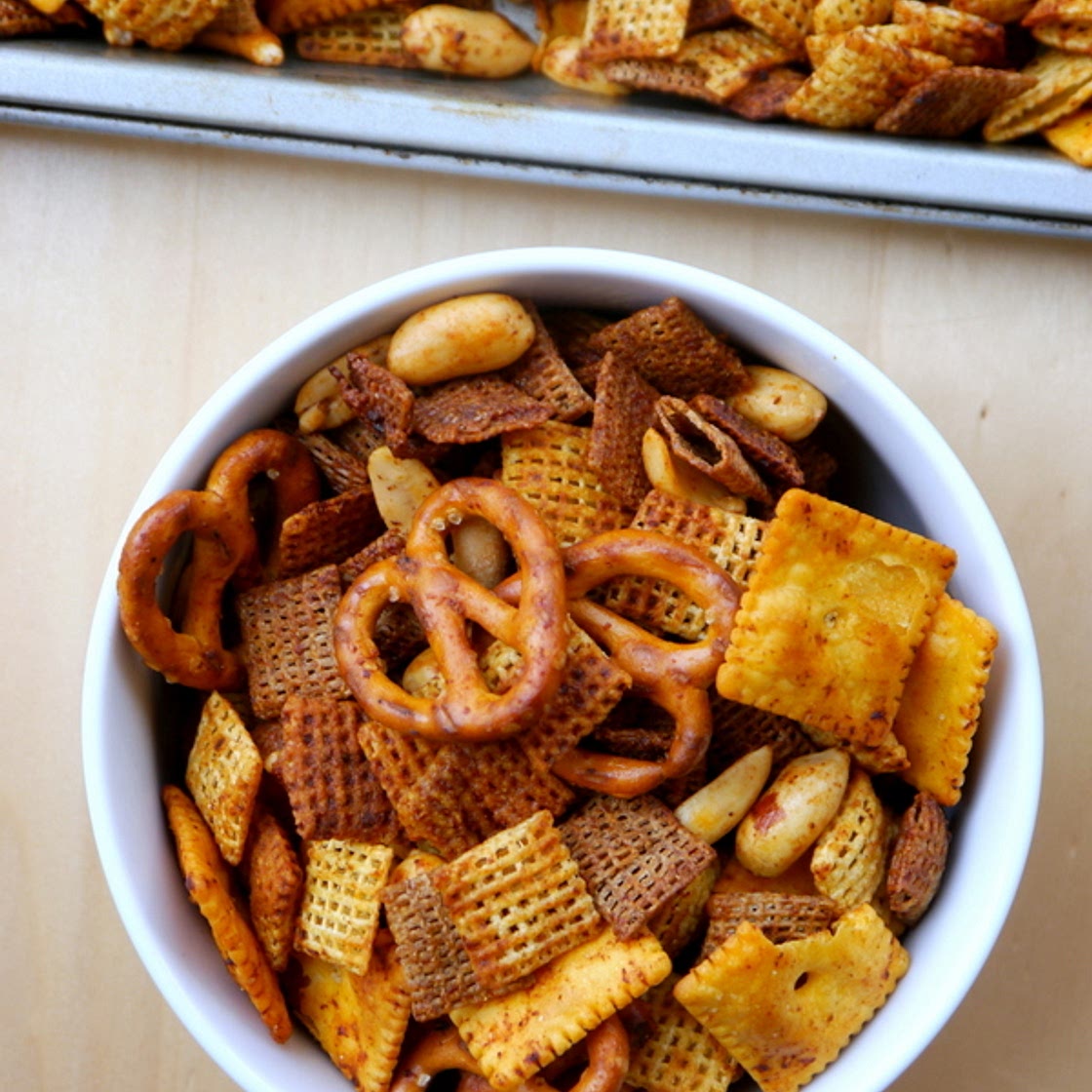 Spicy Sriracha Chex Mix
