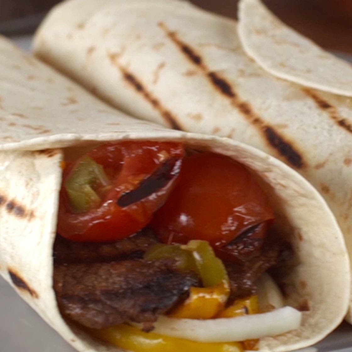 Grilled Beef Fajitas with Spicy Salsa
