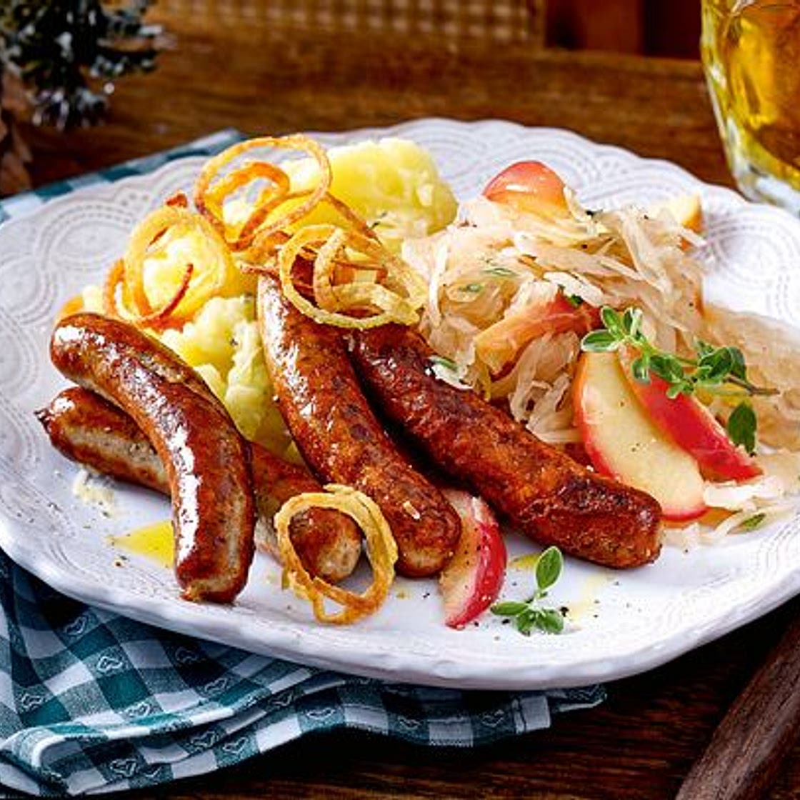 Nürnberger Würstchen mit Apfelsauerkraut