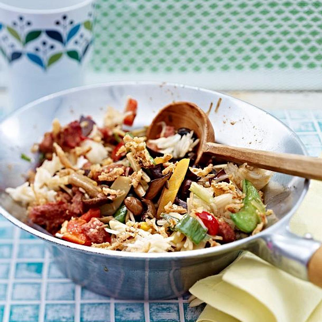 Gemüse-Wok mit Mett
