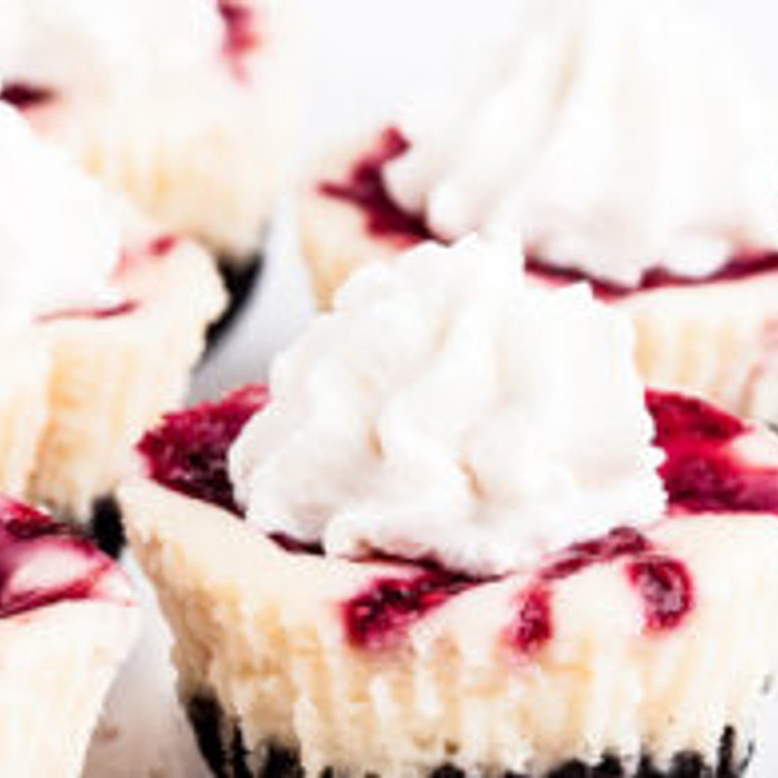 White Chocolate Raspberry Cheesecakes Bites