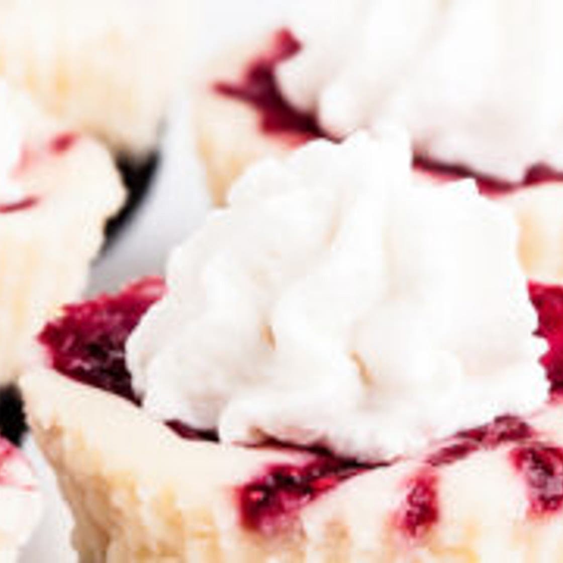 White Chocolate Raspberry Cheesecakes Bites