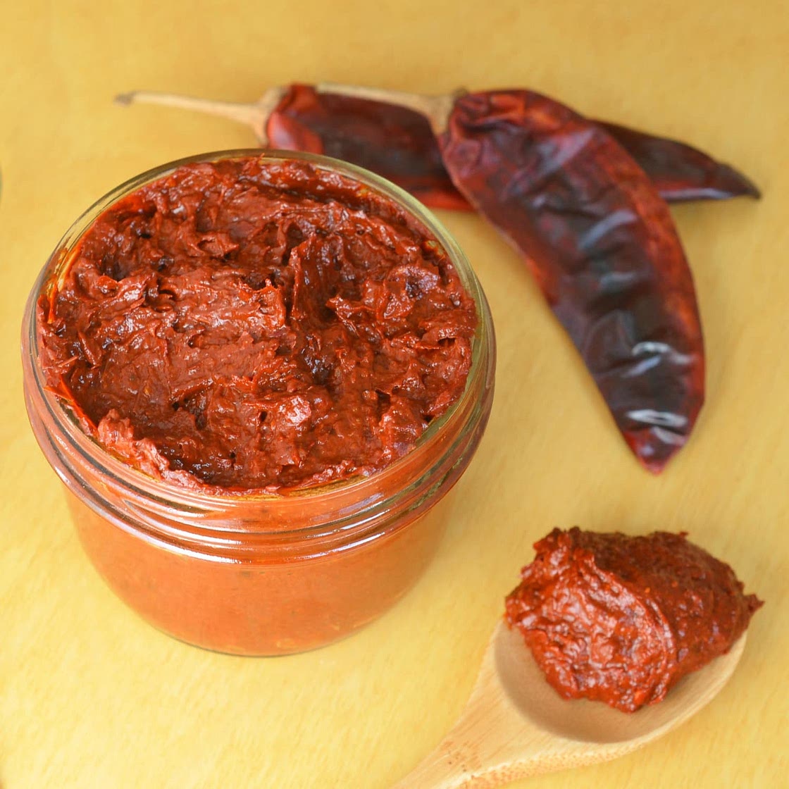 How to Make Harissa Paste at Home
