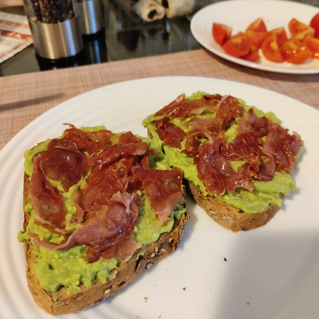 Guacamole Ham Cracker