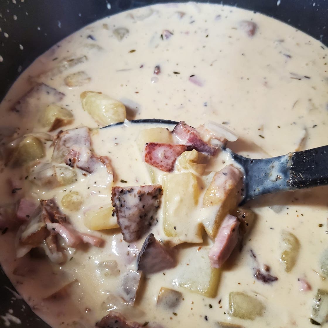 Hearty Bacon Potato Chowder