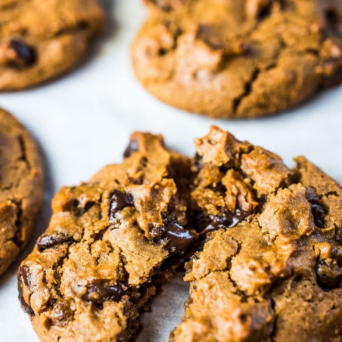 Flourless Chickpea Peanut Butter Cookies
