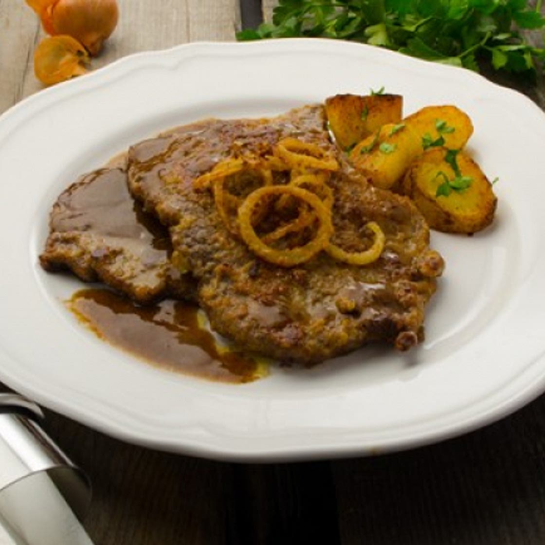 Wiener Zwiebelrostbraten