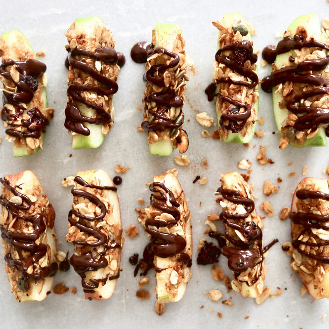 Nutty Granola Apple Bites