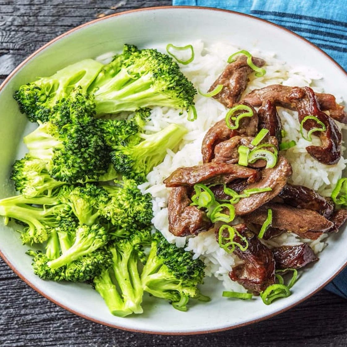 Soy-Marinated Steak in Peanut Satay Sauce with Crispy Broccoli